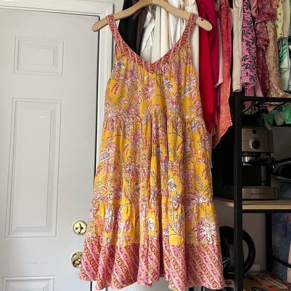 BE BINDAAS yellow red pink floral tiered sleeveless mini dress - Picture 1 of 7